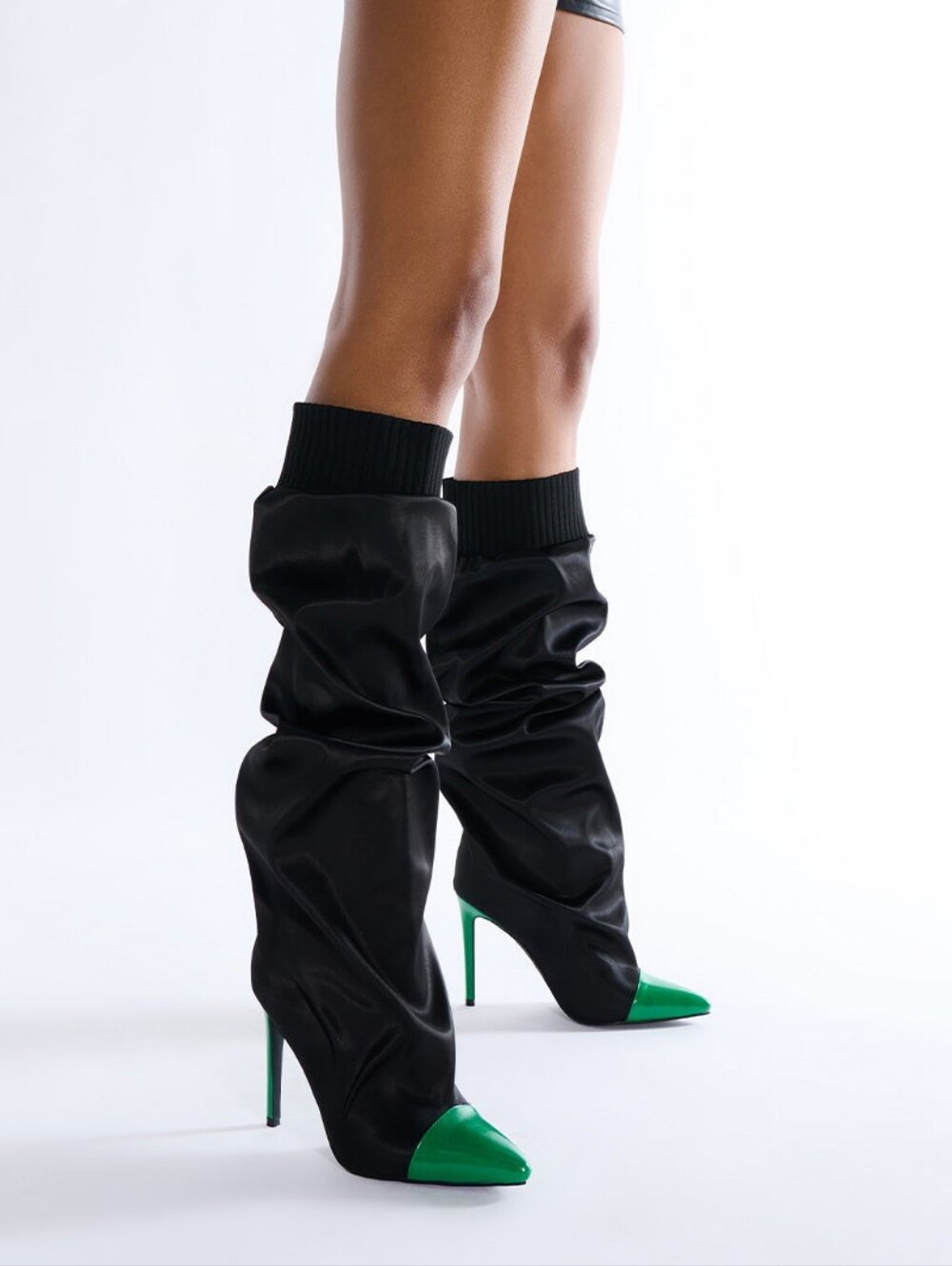 The AZALEA WANG Women's 9 Marveled Pointed Toe Slouch Boots Black/Green New